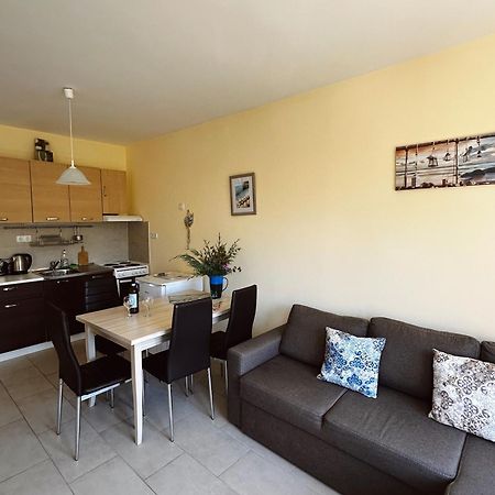 Cozy Studio At Camping Gradina Sozopol Bagian luar foto