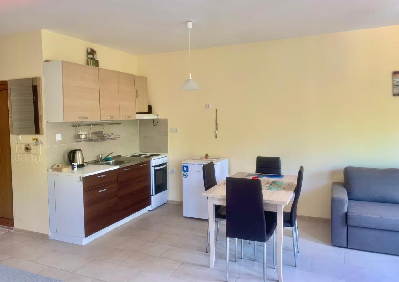 Cozy Studio At Camping Gradina Sozopol Bagian luar foto
